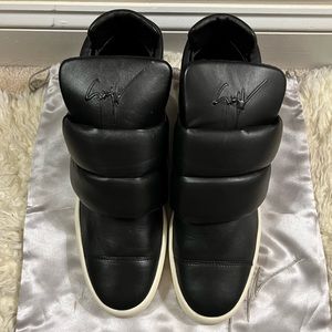Stylish Giuseppe Zanotti Sneakers -Size US14 -Worn ONLY ONCE -Original GZ Bag!!!